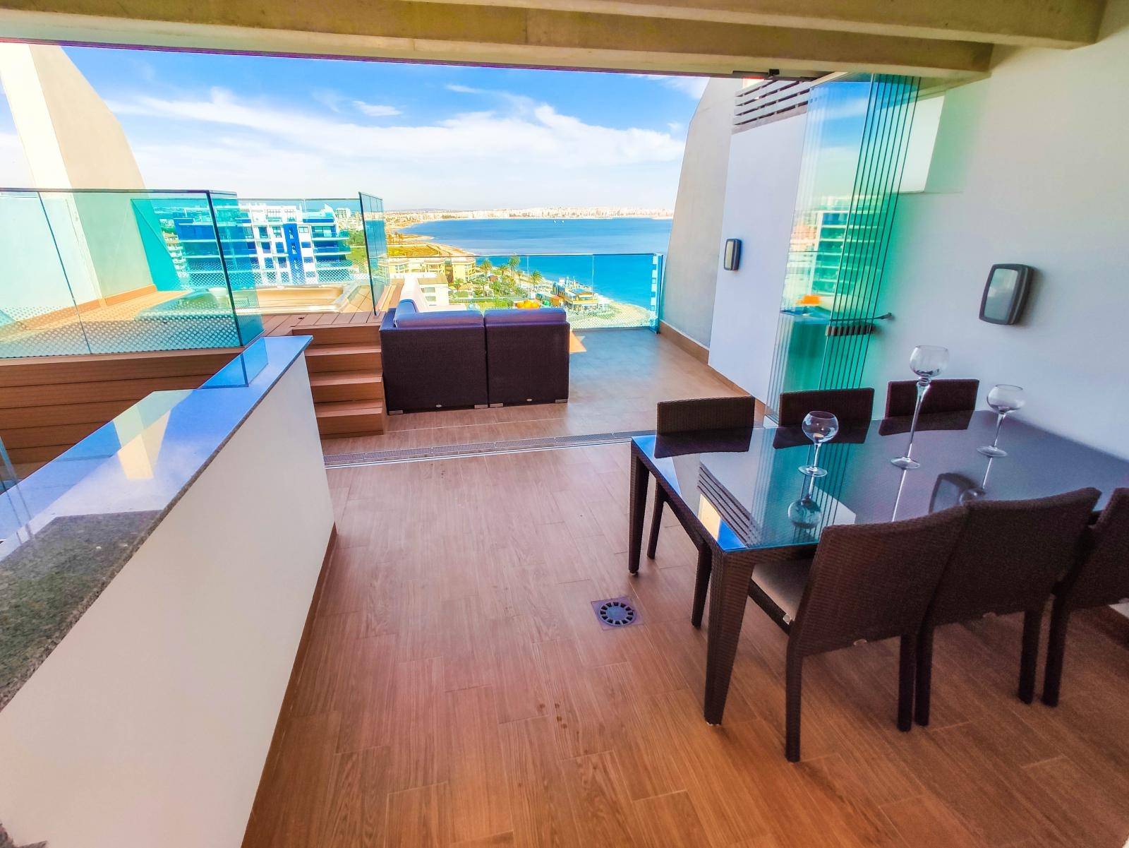 LUXURY PENTHOUSE ON THE SEA FRONT IN PUNTA PRIMA WITH TOURIST LICENSE