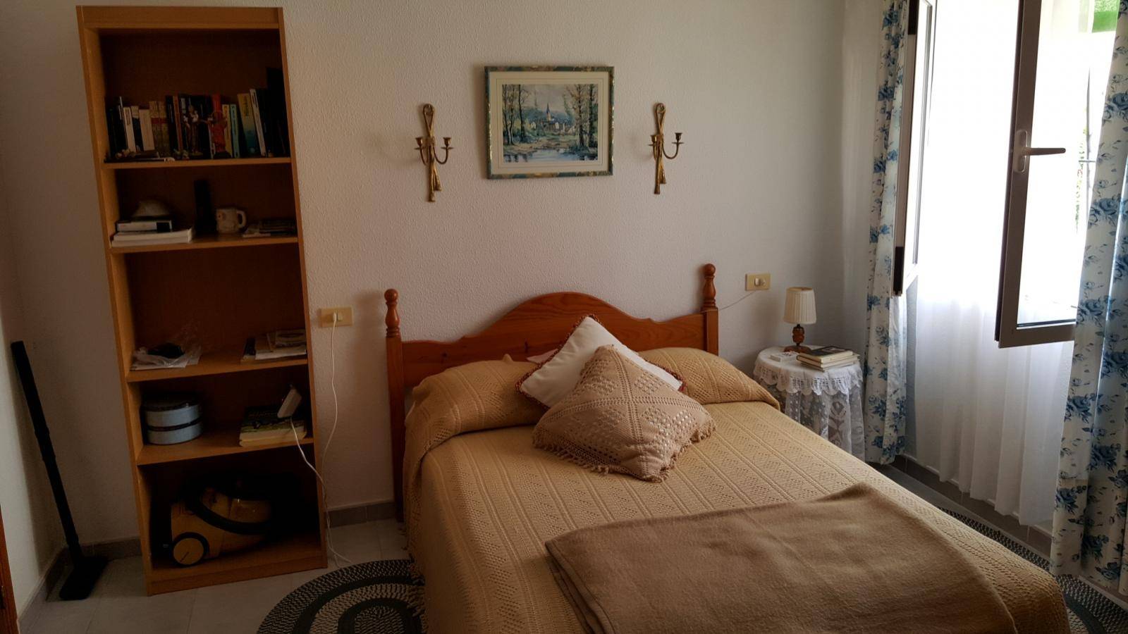 CHALET IN CORNER