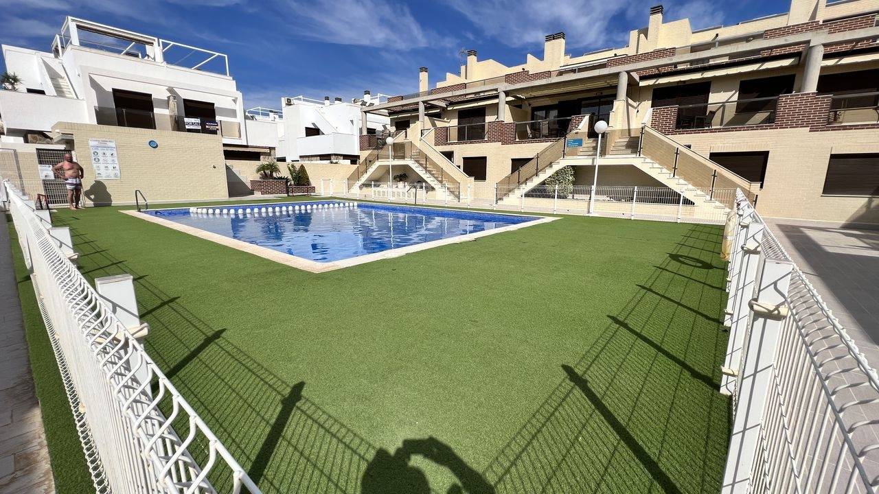 BEAUTIFUL CORNER BUNGALOW TOWNHOUSE IN LOMAS DE CABO ROIG AND GARAGE SQUARE