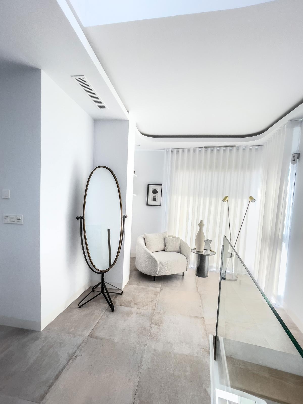 CHALET INDEPENDIENTE A ESTRENAR VILLA Nº 2 EN ORIHUELA COSTA CON PARKING Y PISCINA PRIVADA