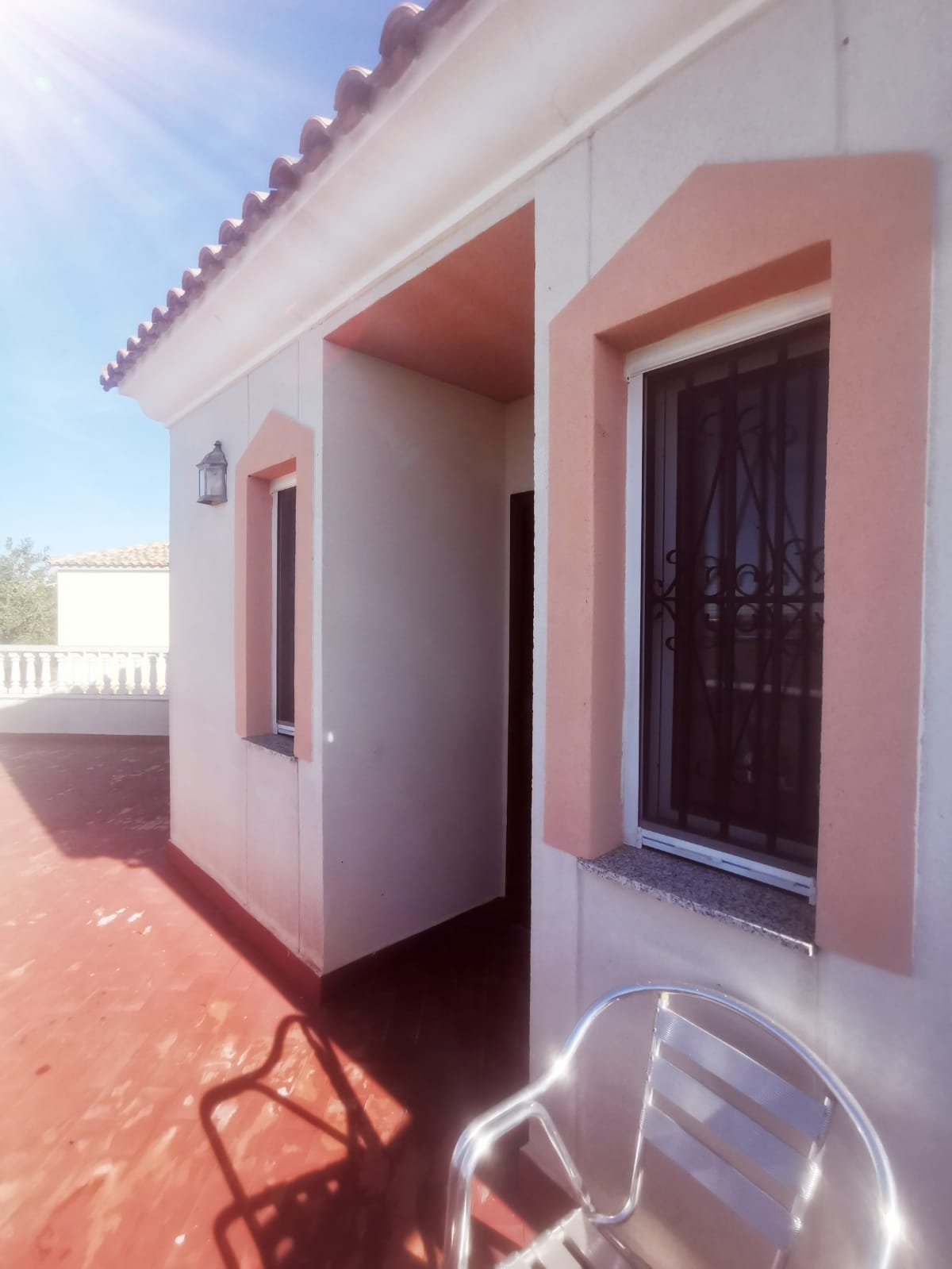 MAIN HOUSE - SMALL APARTMENT AND SECOND HOUSE AROUND THE POOL IN LOS ALCAZARES