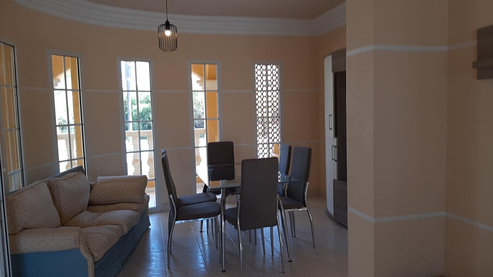 VILLA DE LUJO CON AMARRE PARA BARCO EN LA MANGA DEL MAR MENOR