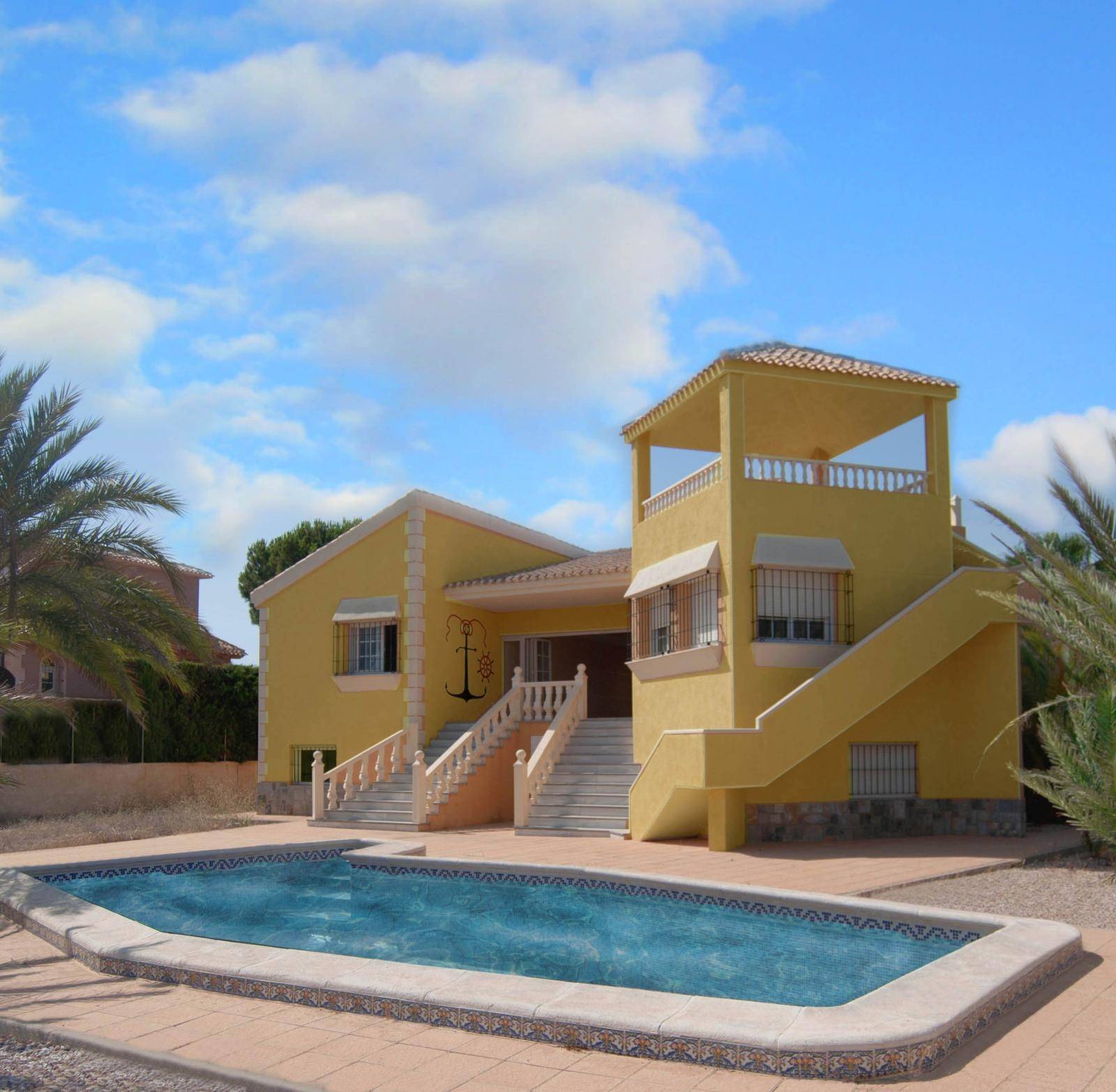 VILLA DE LUJO CON AMARRE PARA BARCO EN LA MANGA DEL MAR MENOR