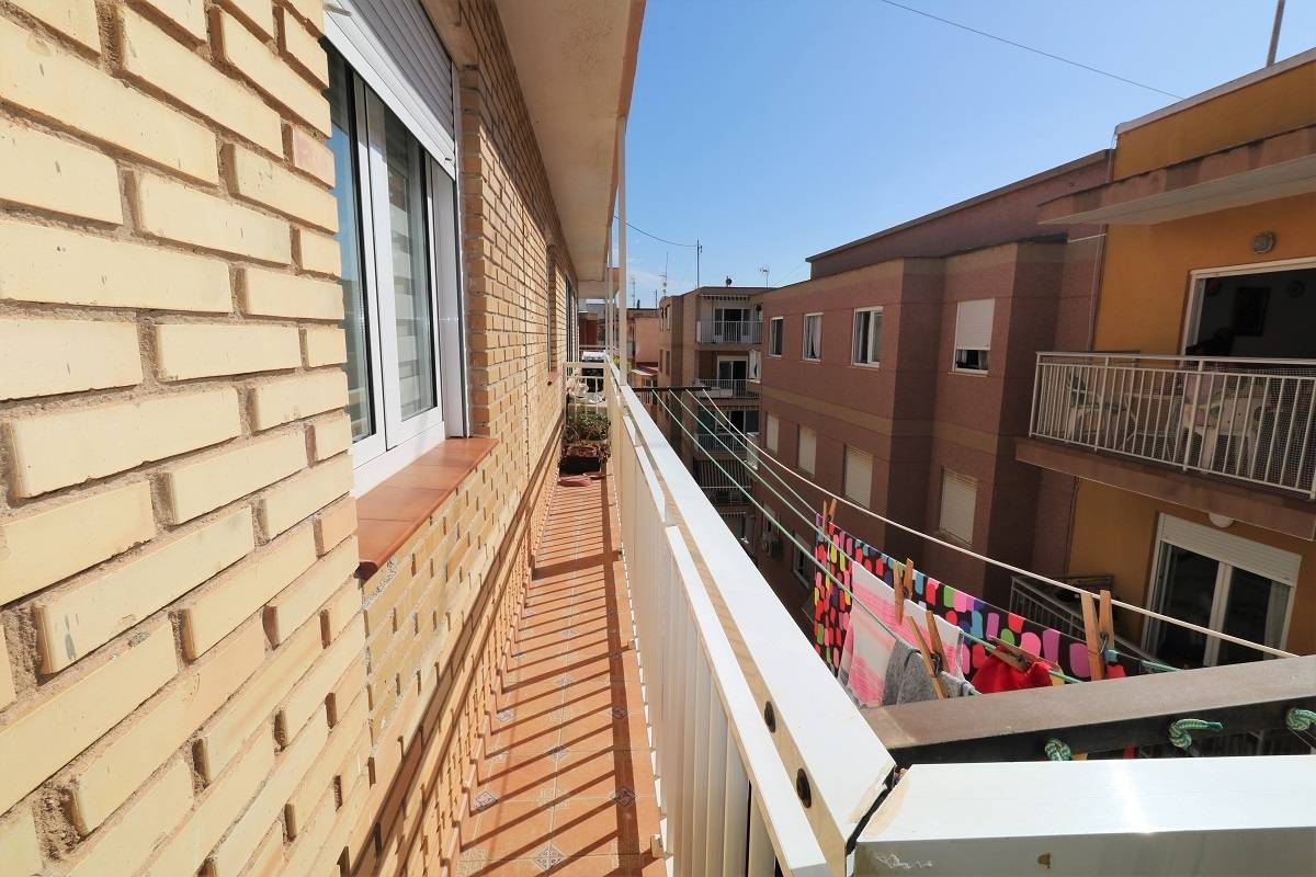 RENOVIERTES PENTHOUSE MIT MEERBLICK IN PLAYA DE LOS NÁUFRAGOS