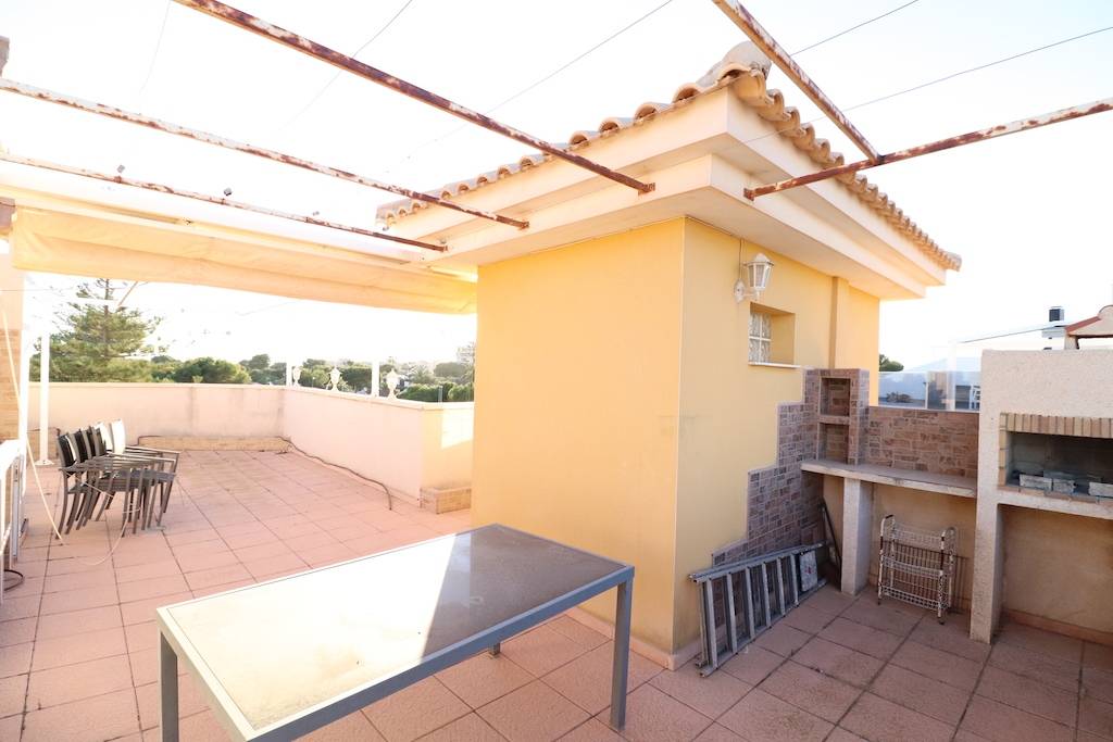 GROSSE PENTHOUSE-WOHNUNG IN CAMPOAMOR
