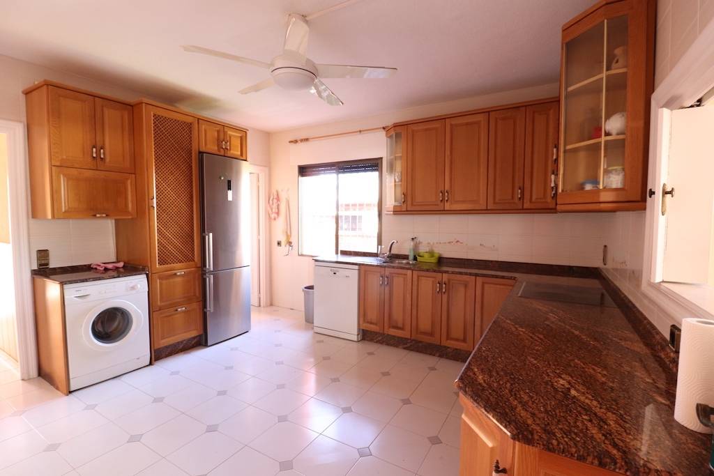 DETACHED CORNER VILLA IN CABO ROIG 300 METERS FROM THE SEA