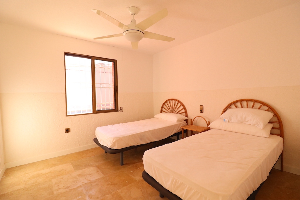 DETACHED CORNER VILLA IN CABO ROIG 300 METERS FROM THE SEA