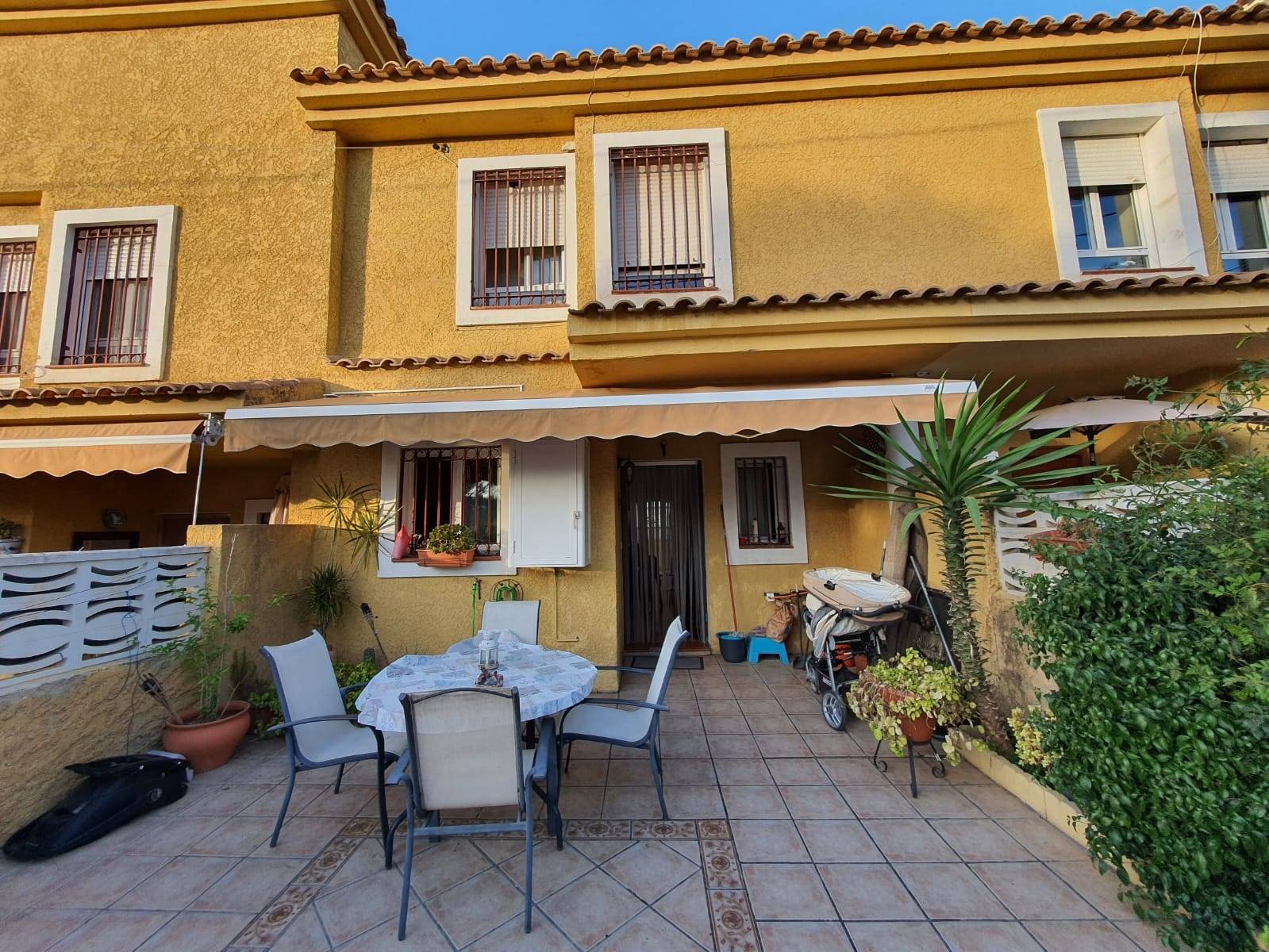 BUNGALOW GROUND FLOOR AND HIGH WITH SURFACE PARKING IN BEAUTIFUL RESIDENTIAL IN ALFAZ DEL PI