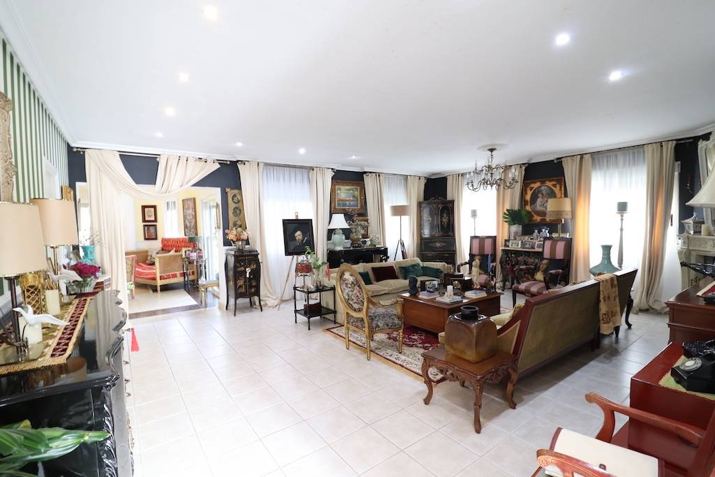 DETACHED VILLA IN PINAR DE CAMPOVERDE