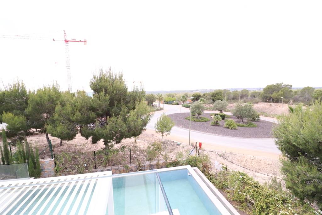 VILLA INDIVIDUELLE D’ANGLE À LAS COLINAS GOLF