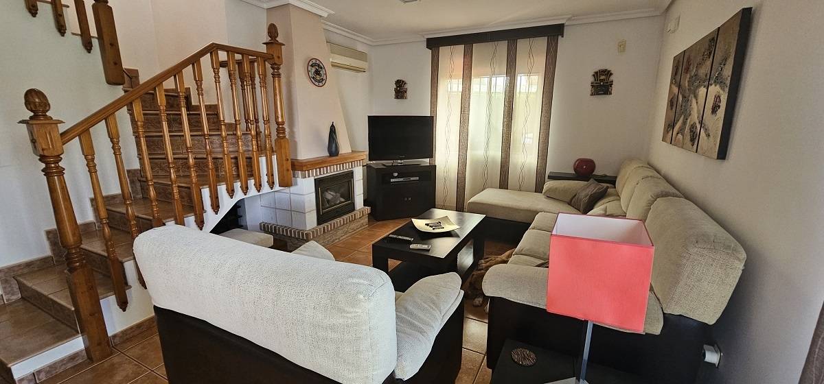 BUNGALOW TWO-STOREY HOUSE WITH NICE PLOT IN RESD. ZENIA GOLF 1
