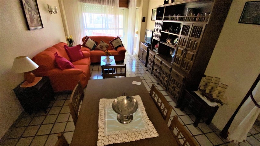 CENTRAL APARTMENT AND VERY CLOSE TO THE BEACH IN MARINA INTERNACIONAL