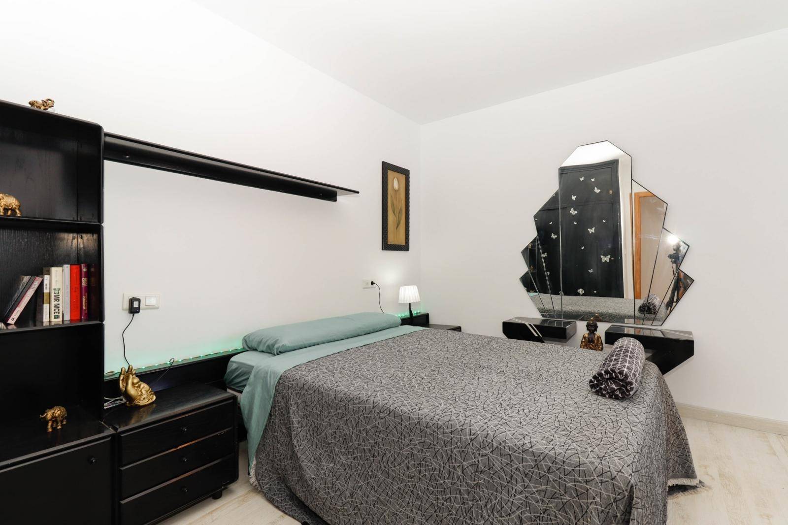 APARTAMENTO EN ZONA DE TORRELAMATA CON VISTAS ESPECTACULARES AL MAR