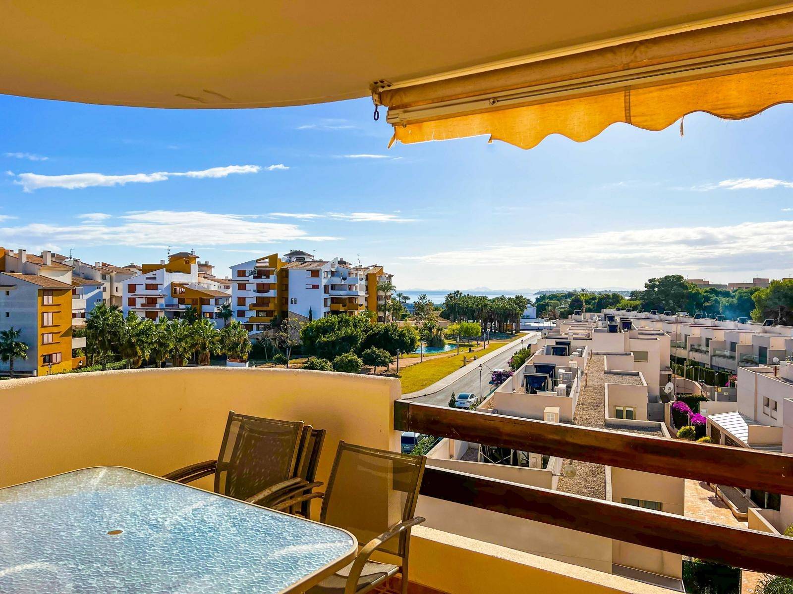 APARTMENT WITH PARKING SPACE IN URB. LUXURY PANORAMA PARK PUNTA PRIMA