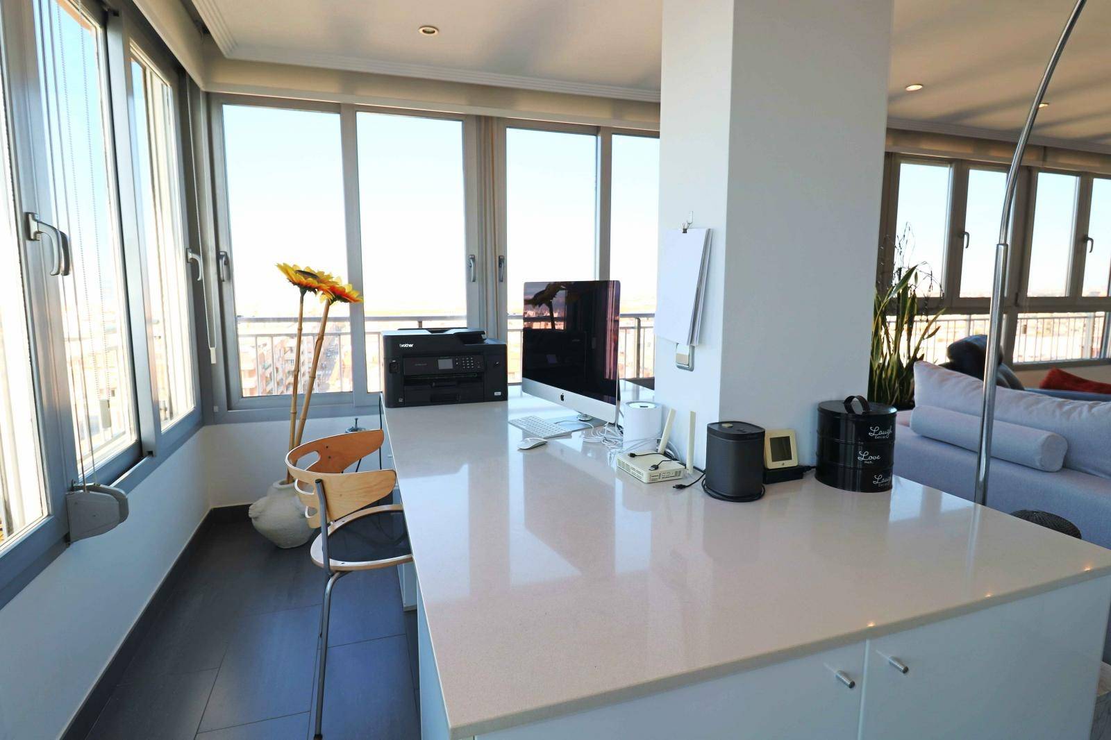 APPARTEMENT EXCLUSIF RÉNOVÉ À NAVAMARES 1ÈRE LIGNE DE L’ACEQUION AVEC PISCINE !!