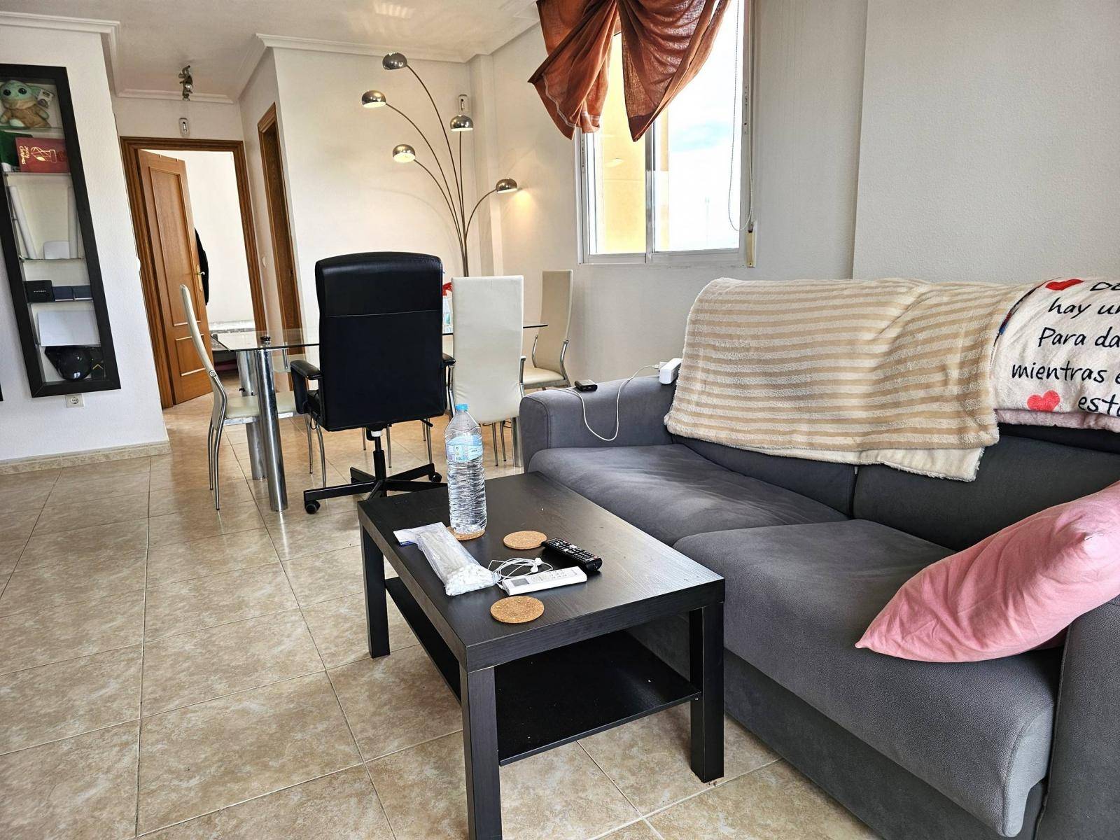 SPACIOUS APARTMENT WITH GARAGE JUST A STONE'S THROW FROM THE CENTRE