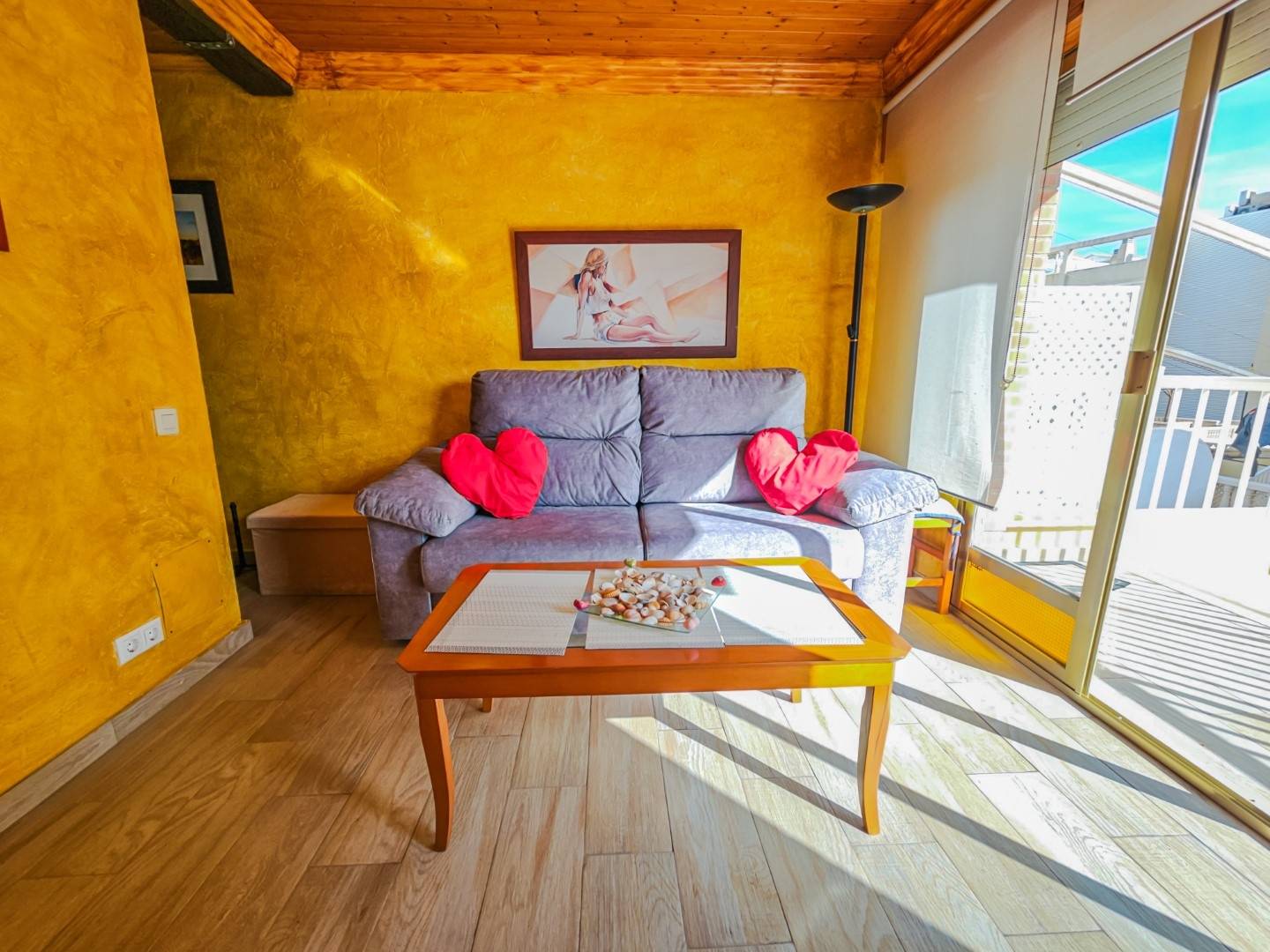 DUPLEX APPARTEMENT OP 170 METER VAN HET STRAND VAN GUARDAMAR MET GARAGE