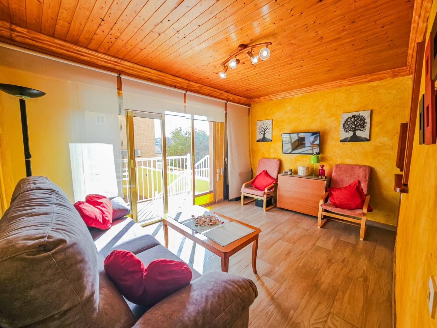 DUPLEX APPARTEMENT OP 170 METER VAN HET STRAND VAN GUARDAMAR MET GARAGE
