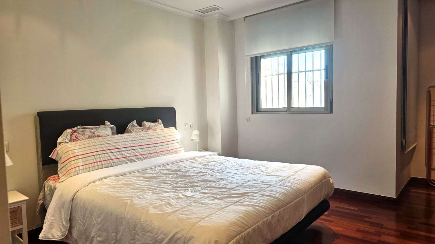 PROSTORNÝ A MODERNÍ PENTHOUSE V SRDCI CENTRA MĚSTA S GARÁŽÍ