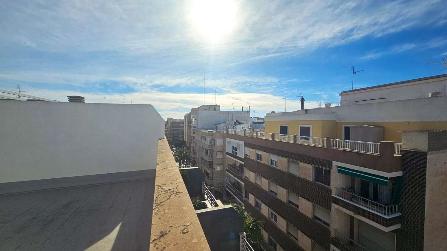 Kattohuoneisto myynnissä Centro (Torrevieja)