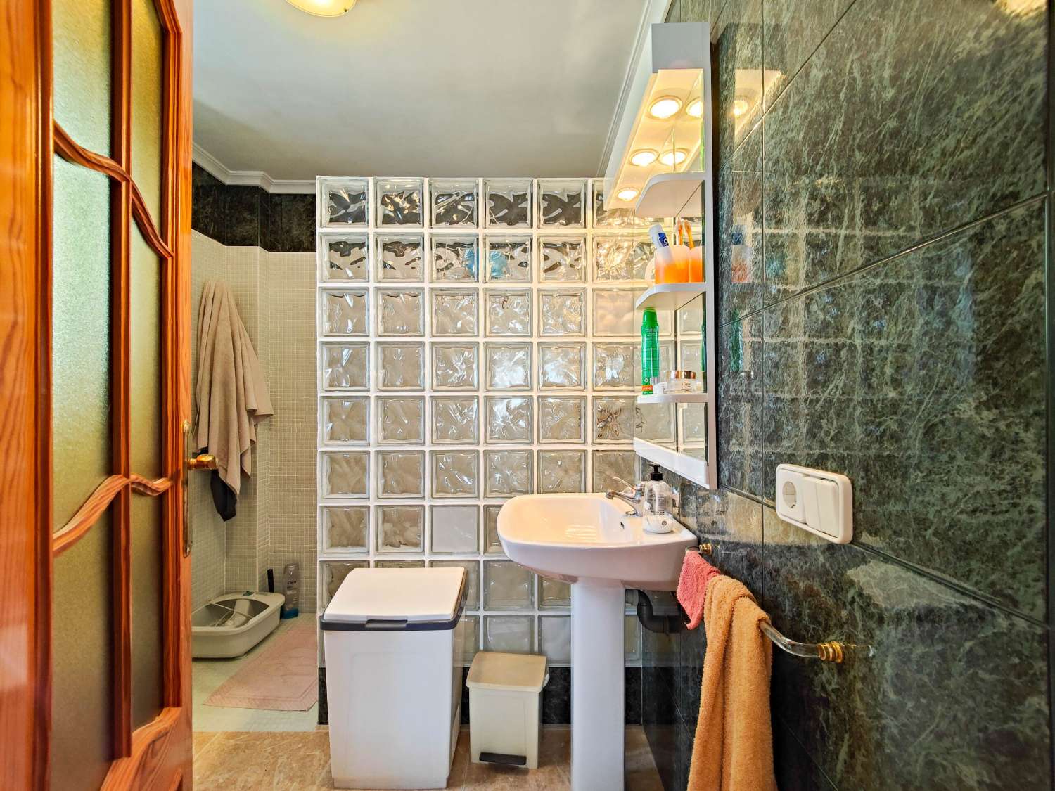 "UNIQUE OPPORTUNITY! DETACHED 2 BEDROOM VILLA WITH LARGE PLOT IN AGUAS NUEVAS, TORREVIEJA."