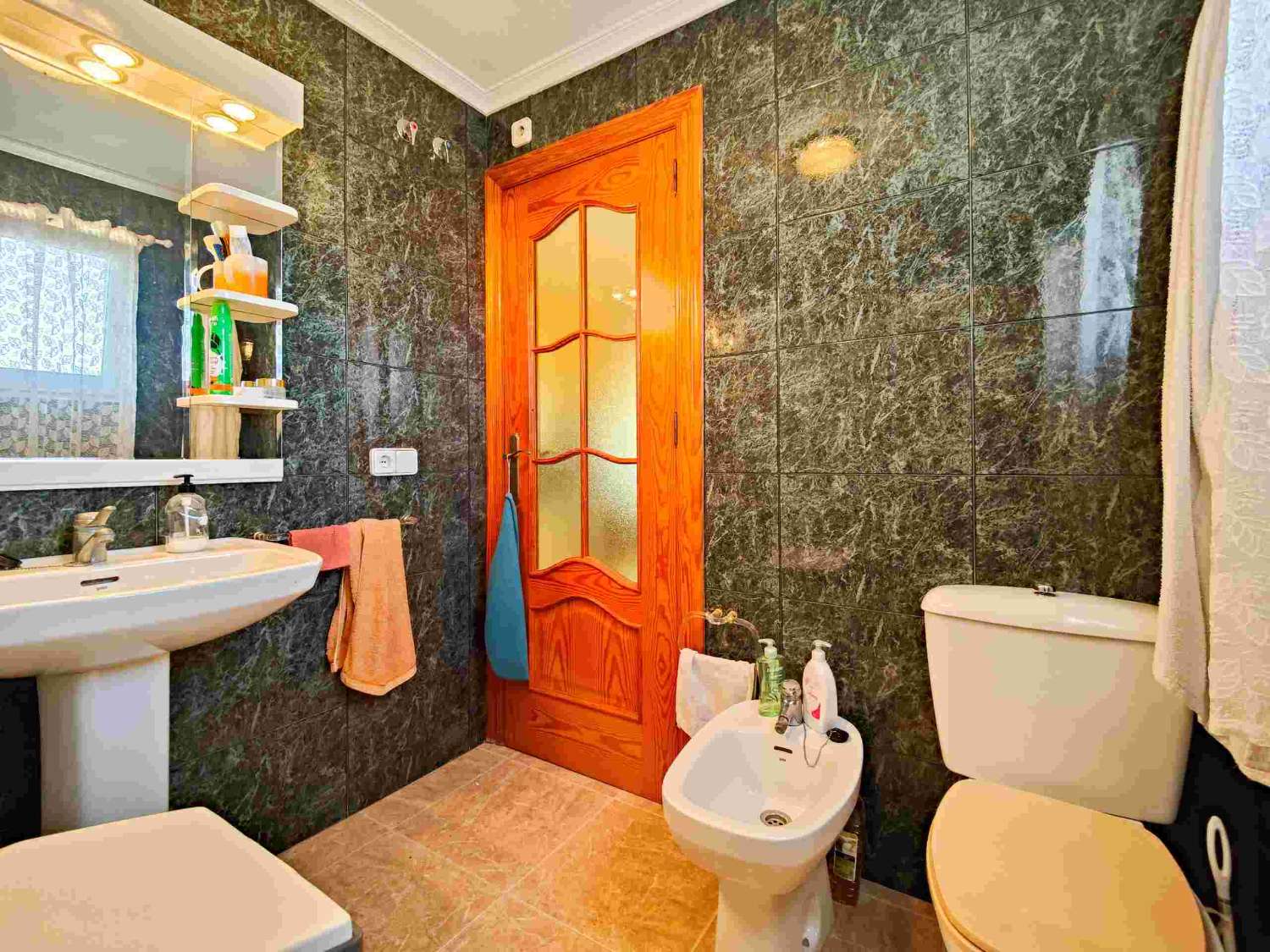 "UNIQUE OPPORTUNITY! DETACHED 2 BEDROOM VILLA WITH LARGE PLOT IN AGUAS NUEVAS, TORREVIEJA."