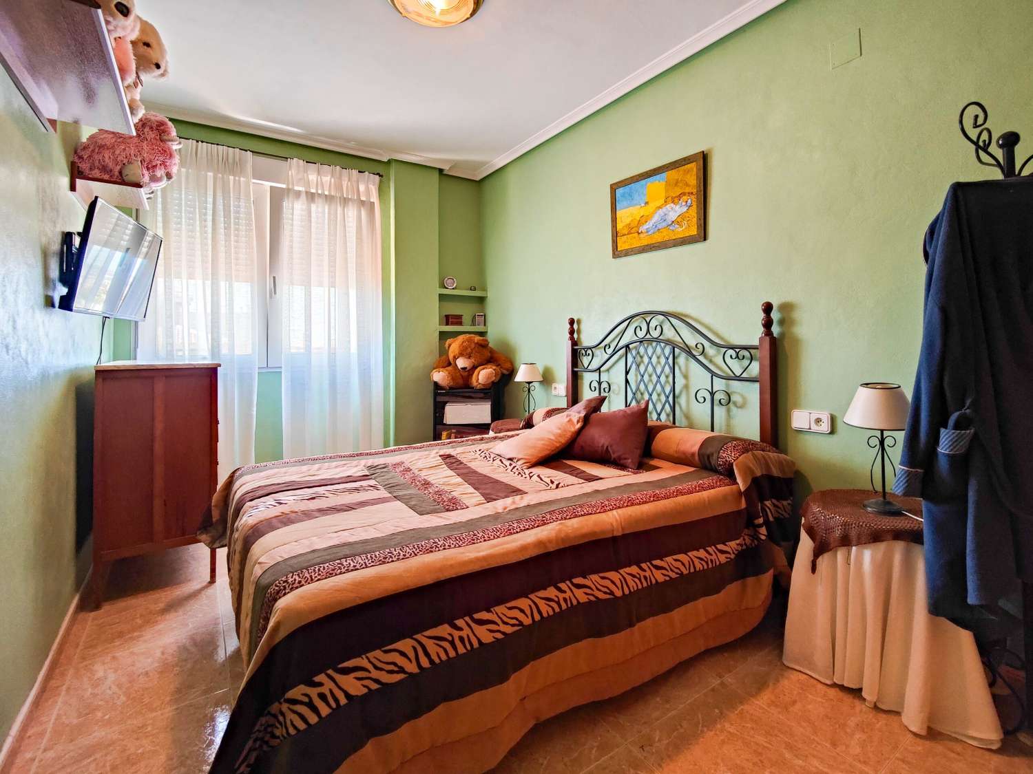 "UNIQUE OPPORTUNITY! DETACHED 2 BEDROOM VILLA WITH LARGE PLOT IN AGUAS NUEVAS, TORREVIEJA."