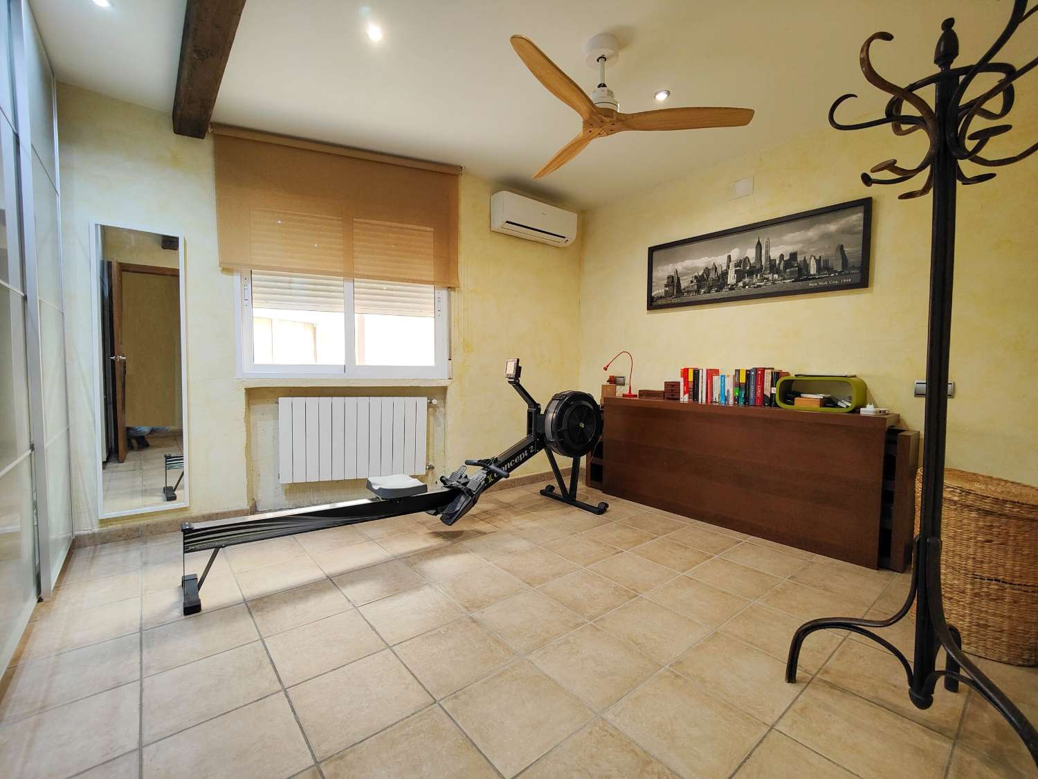 ¡OPORTUNIDAD ÚNICA! PRECIOSO APARTAMENTO REFORMADO DE 2 DORMITORIOS EN EL CENTRO DE TORREVIEJA