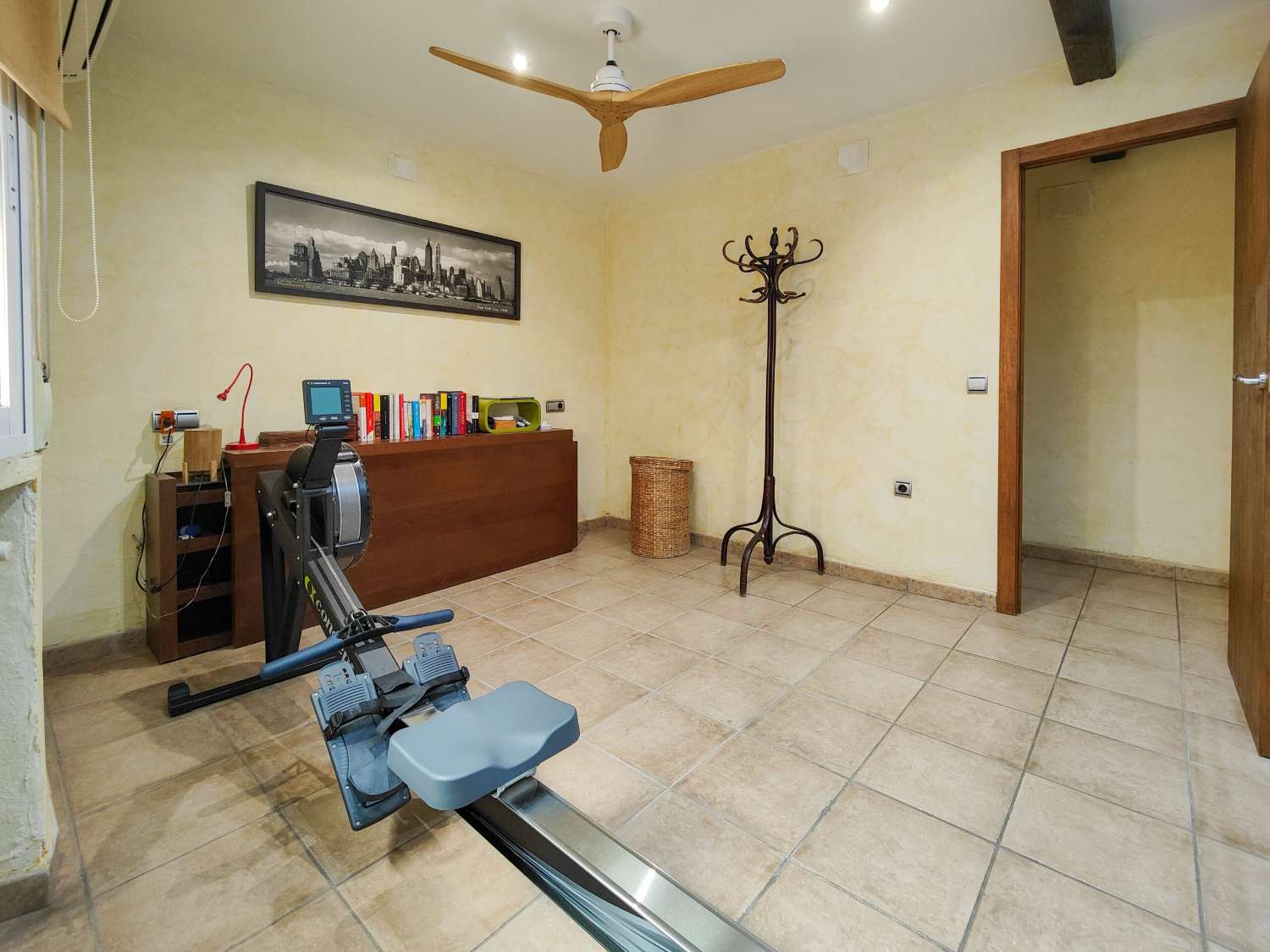 ¡OPORTUNIDAD ÚNICA! PRECIOSO APARTAMENTO REFORMADO DE 2 DORMITORIOS EN EL CENTRO DE TORREVIEJA