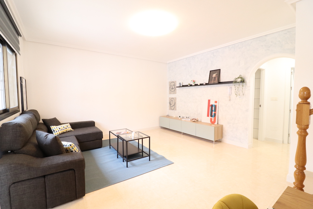 RENOVATED DUPLEX TOWNHOUSE IN RESIDENCIAL VILLA MARÍA, SAN MIGUEL DE SALINAS
