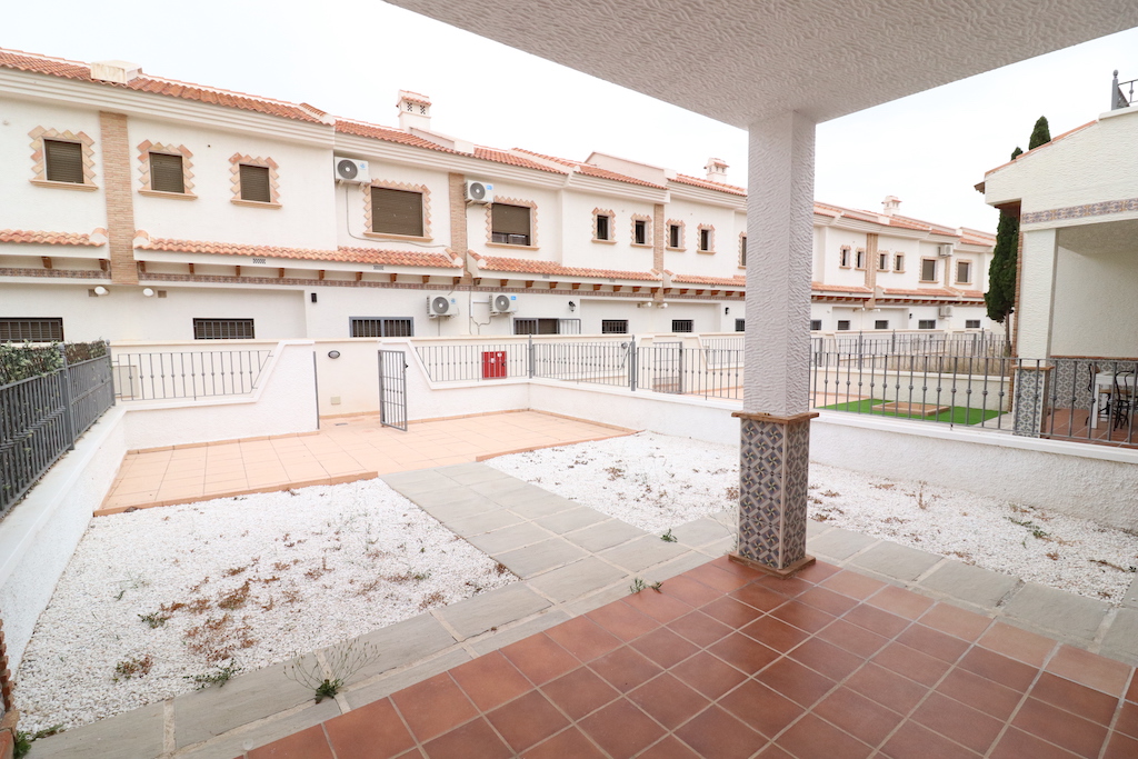 RENOVATED DUPLEX TOWNHOUSE IN RESIDENCIAL VILLA MARÍA, SAN MIGUEL DE SALINAS