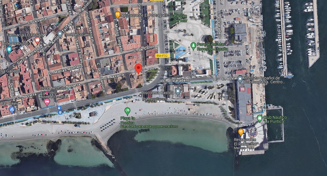 ATTICO IN PRIMA LINEA CON VISTA SUL MARE A LO PAGÁN