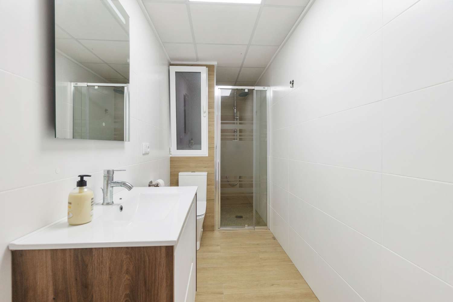 WYJĄTKOWA OKAZJA! ODNOWIONY LUKSUSOWY APARTAMENT Z FRONTALNYM WIDOKIEM NA PLAYA DEL CURA