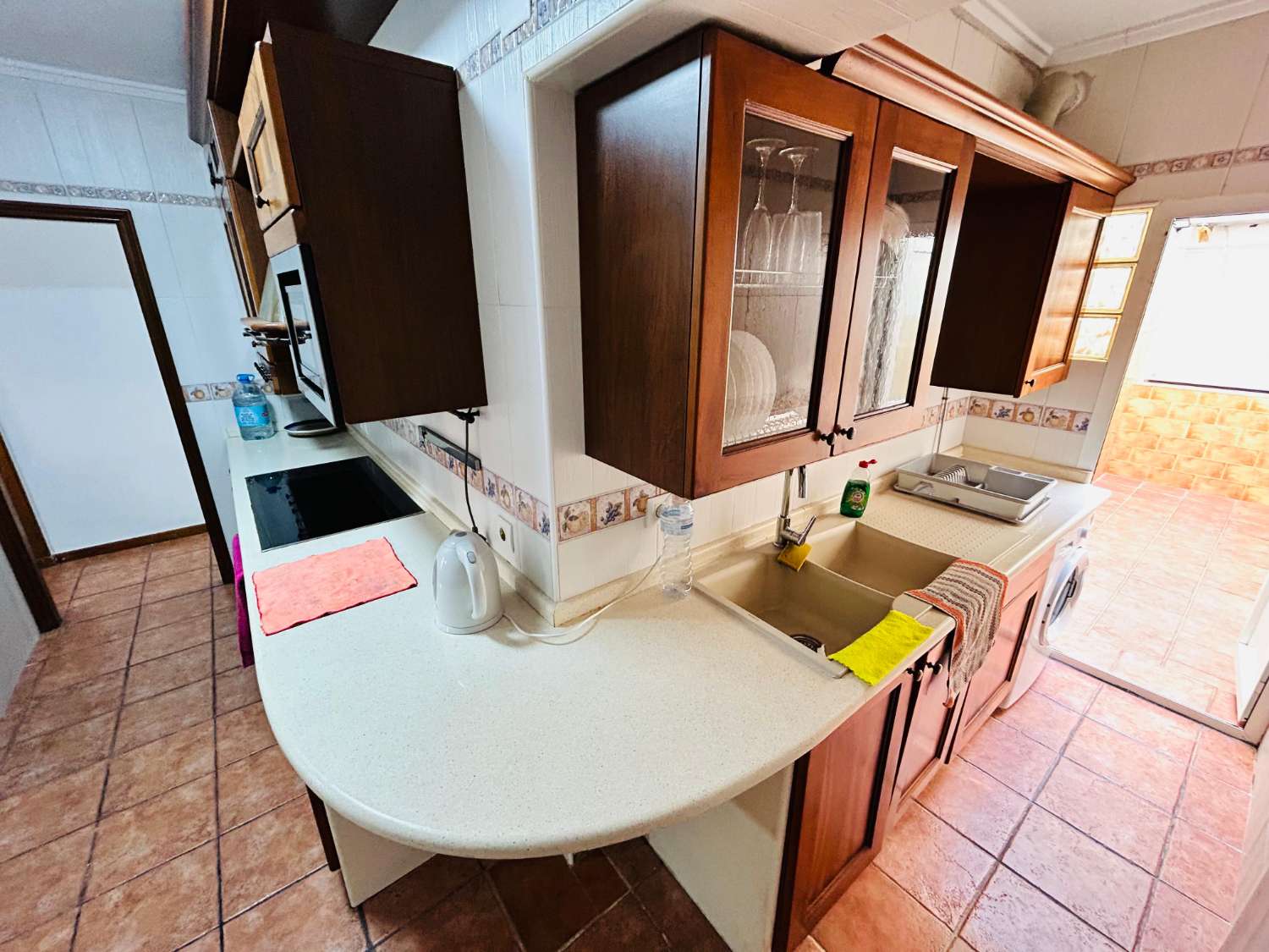 CHARMING BUNGALOW 200M FROM LOS LOCOS BEACH IN TORREVIEJA!