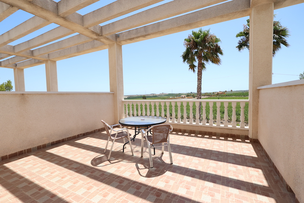 EXCELLENT OPPORTUNITY: RURAL HOSTEL IN SAN MIGUEL DE SALINAS WITH UNOBSTRUCTED VIEWS!