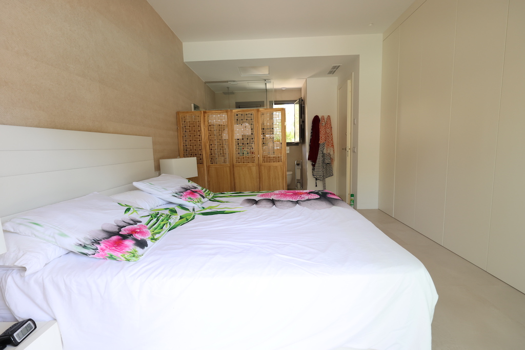 LUXURY VILLA IN LAS COLINAS GOLF WITH HEATED POOL AND EXCLUSIVE ACCESS TO THE BEACH CLUB