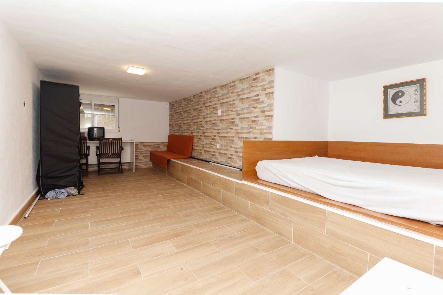 MAGNIFIQUE VILLA INDIVIDUELLE SUR BALCONS AVEC PISCINE PRIVÉE ET PANNEAUX SOLAIRES
