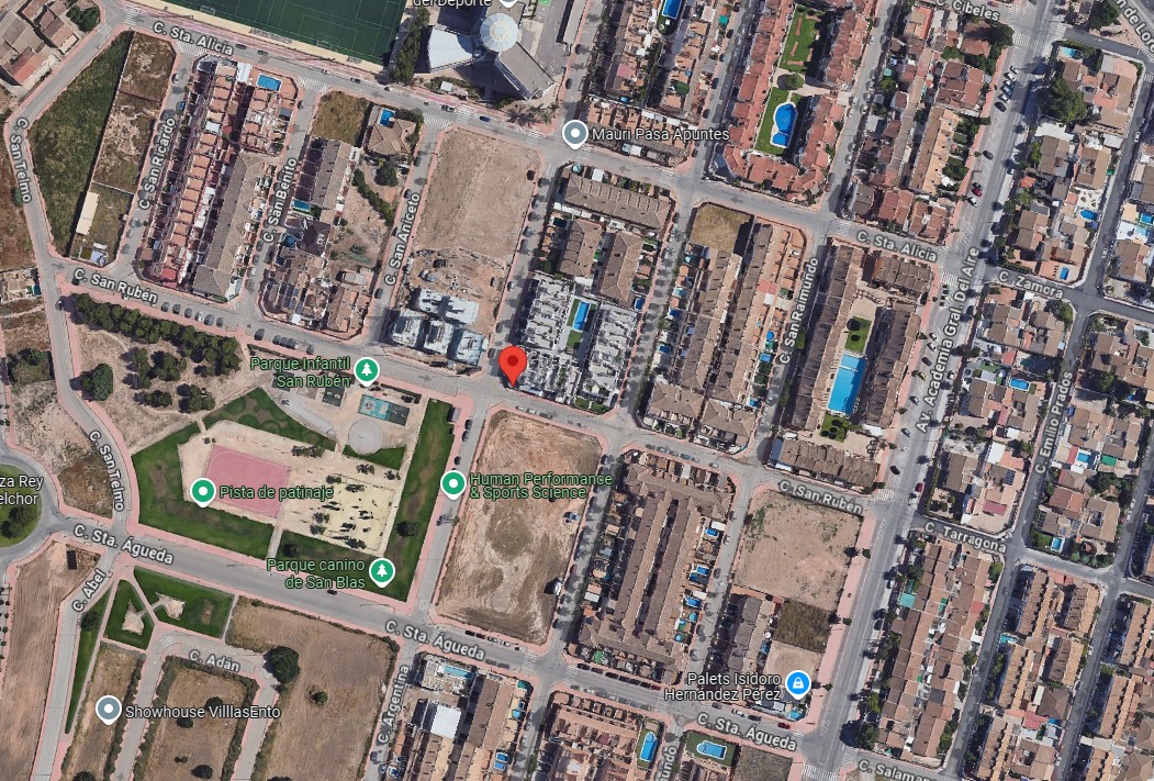 CASA D'ANGOLO ESPOSTA A SUD A 500 M DALLA SPIAGGIA CON PISCINA RISCALDATA E GRANDE TERRAZZA SUL TETTO A SANTIAGO DE LA RIBERA