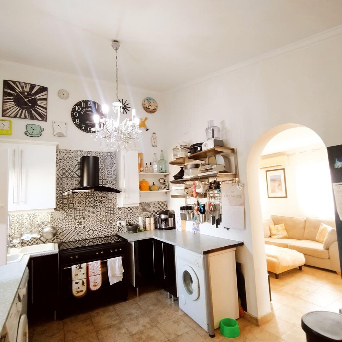UNIQUE VILLA IN ORIHUELA COSTA WITH PRIVATE POOL, GARDEN AND OUTDOOR KITCHEN