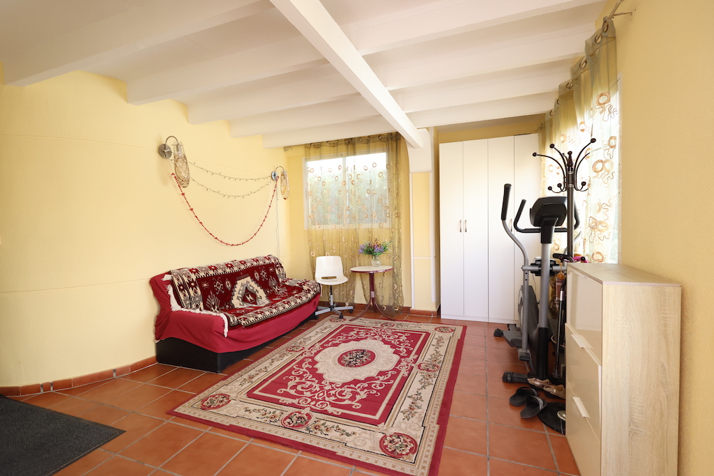 VILLA INDIVIDUELLE À PLAYA FLAMENCA, À SEULEMENT 250 MÈTRES DE LA PLAGE, AVEC PISCINE, ESPACE BARBECUE ET GRANDS ESPACES