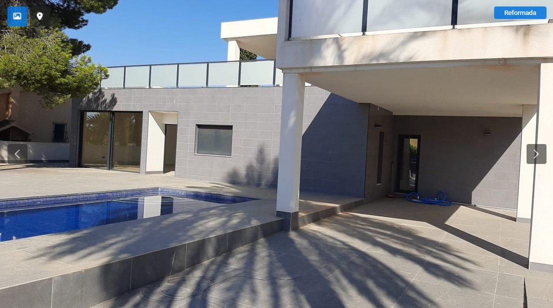 ESCLUSIVA VILLA DI LUSSO A 700 METRI DALLE SPIAGGE DI CAMPOAMOR