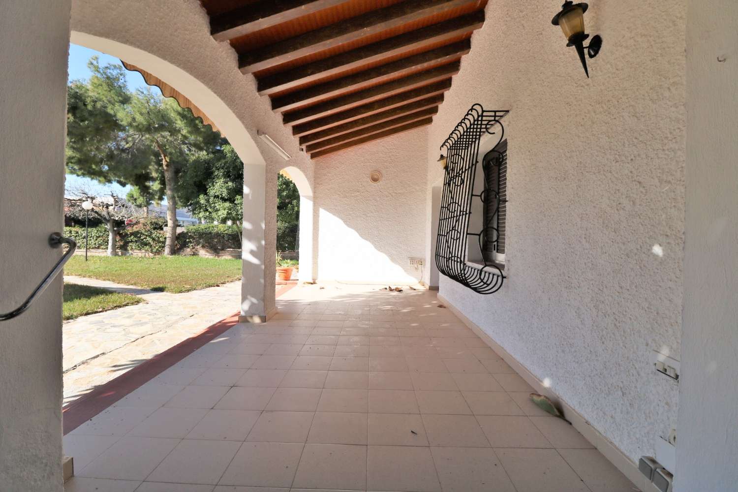 VILLA SPECTACULAIRE À PUNTA PRIMA, ORIHUELA COSTA, AVEC PISCINE PRIVÉE ET VUE SUR LA MER