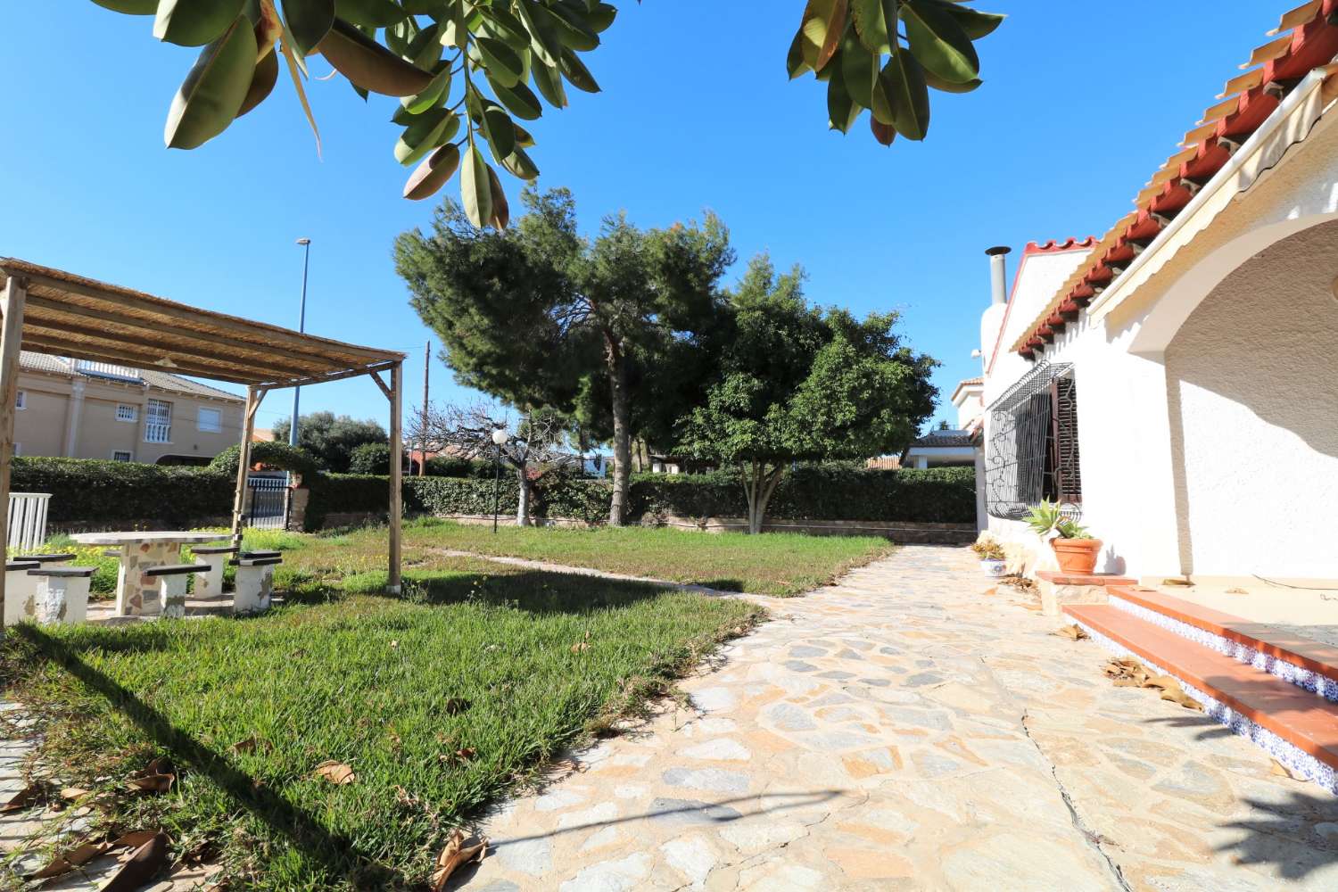 VILLA SPECTACULAIRE À PUNTA PRIMA, ORIHUELA COSTA, AVEC PISCINE PRIVÉE ET VUE SUR LA MER