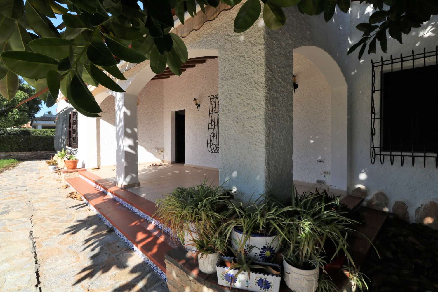 VILLA SPECTACULAIRE À PUNTA PRIMA, ORIHUELA COSTA, AVEC PISCINE PRIVÉE ET VUE SUR LA MER