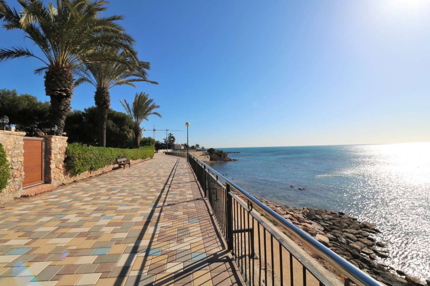 VILLA SPECTACULAIRE À PUNTA PRIMA, ORIHUELA COSTA, AVEC PISCINE PRIVÉE ET VUE SUR LA MER