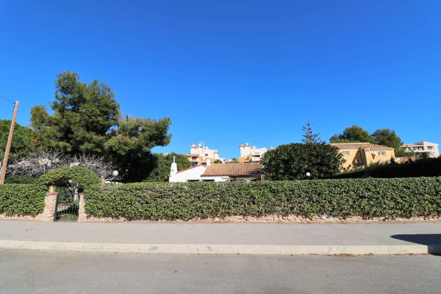 VILLA SPECTACULAIRE À PUNTA PRIMA, ORIHUELA COSTA, AVEC PISCINE PRIVÉE ET VUE SUR LA MER