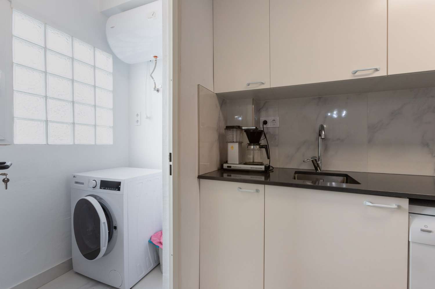 APARTAMENTO DE ESQUINA EN LA FLORIDA: DISEÑO MODERNO, ESPACIO Y UBICACIÓN PRIVILEGIADA