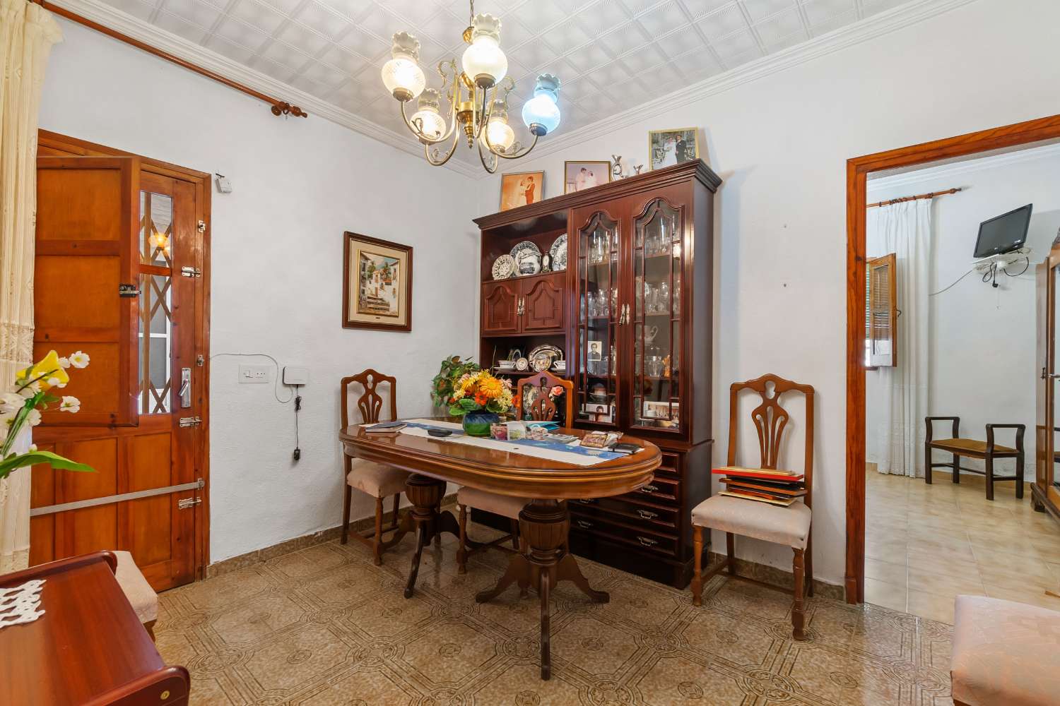 ¡DOS CASAS RÚSTICAS CON GRAN POTENCIAL DE REFORMA EN UN ENTORNO PRIVILEGIADO!