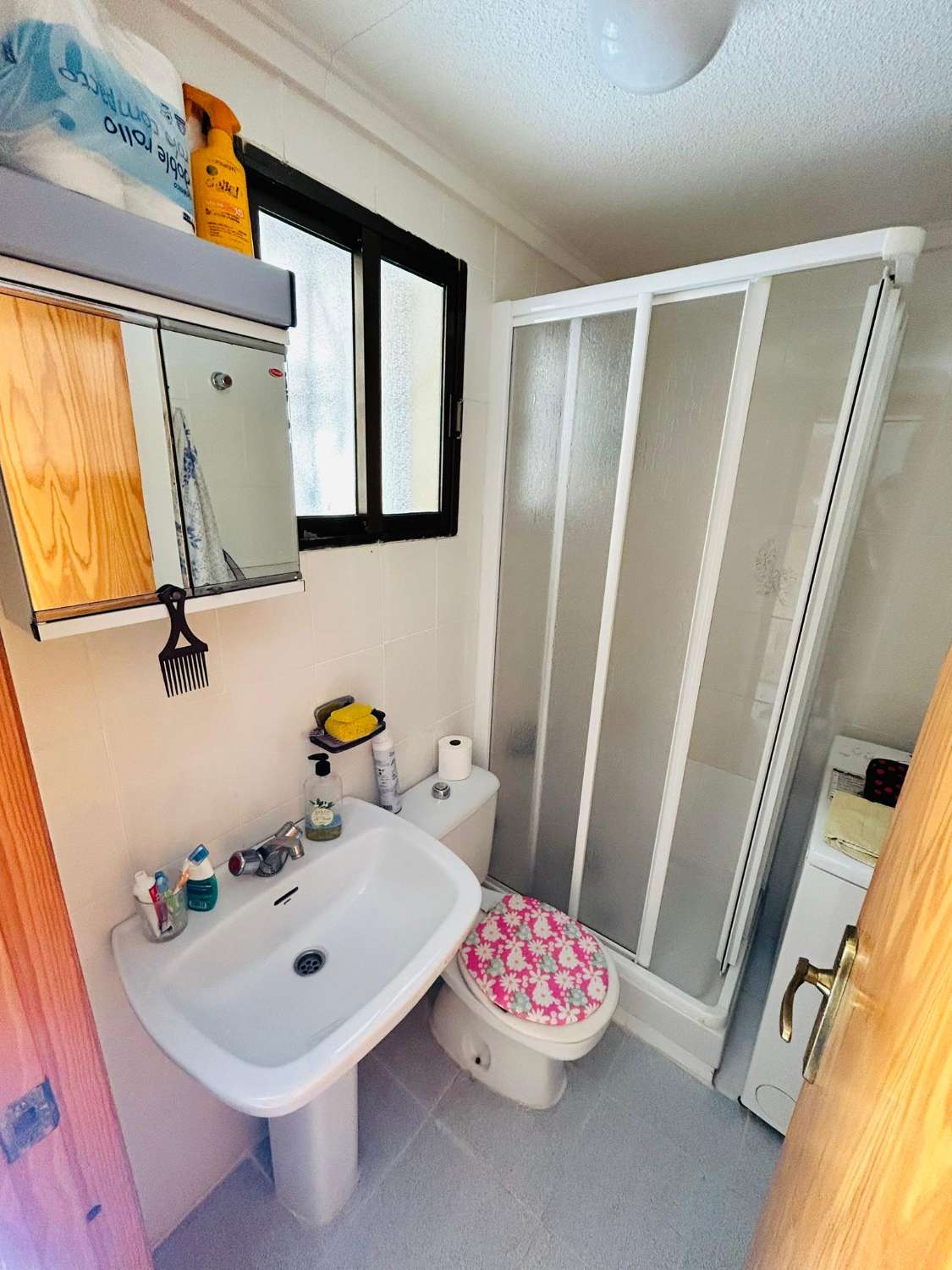 GEMÜTLICHE WOHNUNG IN EL CHAPARRAL MIT TERRASSE UND FREIEM BLICK