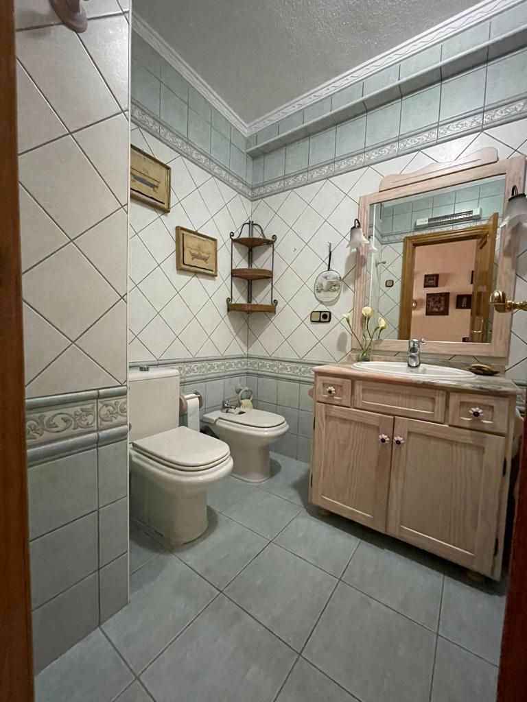 ESPECTACULAR PISO EN PRIMERA LÍNEA  CON VISTAS AL MAR A SOLO 20 METROS!